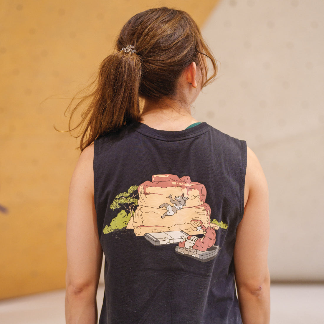 PODA - Women's Tank Top Bear & Serow