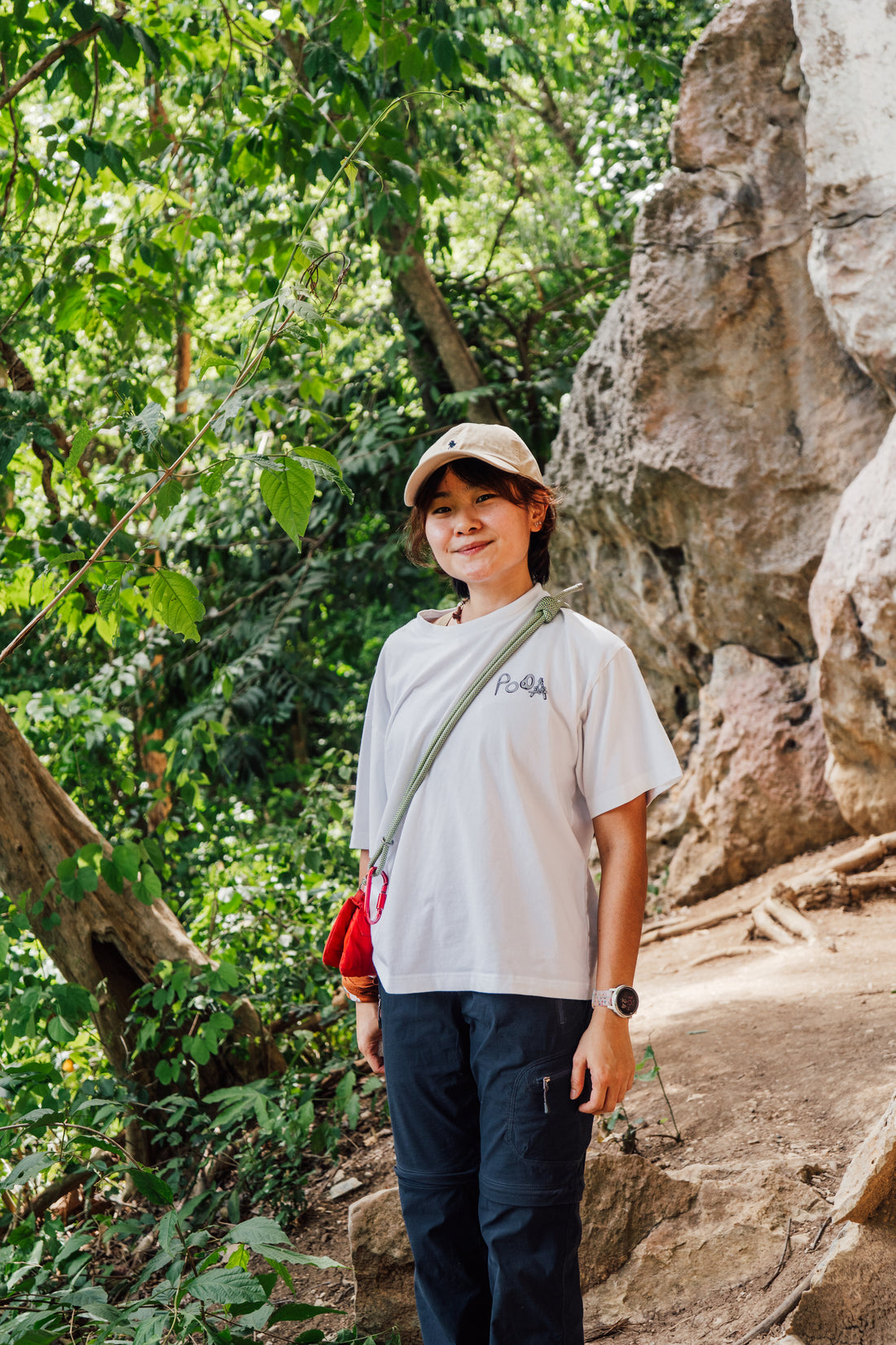 PODA Oversized T-Shirt - Climbing Universe